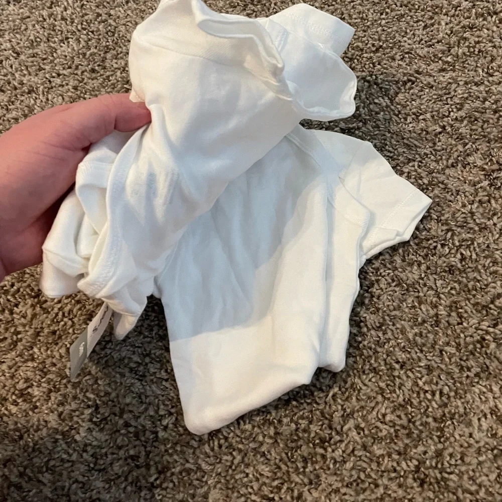 NWT bundle of 5 Carters white onesies 6 months